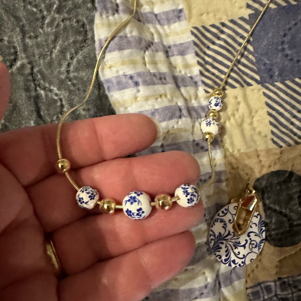 Shein Gold And Blue Necklace With Elegant Design